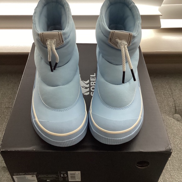 SOREL Out N About IV Puffy Lace-Up Waterproof Boot (Women) 8.5M - Picture 8 of 12